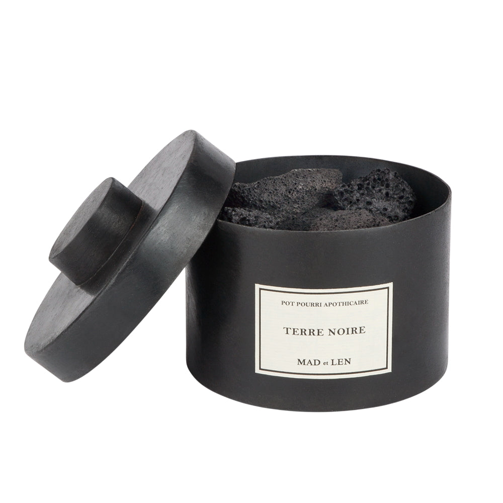 MAD et LEN POT POURRI TERRE NOIRE マドエレン Mad et Len Pot Pourri Lava Terre Noire – Scent Object – Blanda Beauty