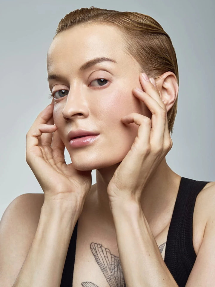 Milte Foundation Stick Light Fair 01 Model 2