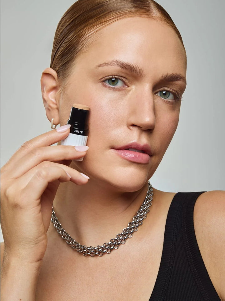 Milte Foundation Stick Deep Fair 03 Model