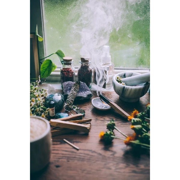 Palo Santo: Sacred Wood Incense Mood 2