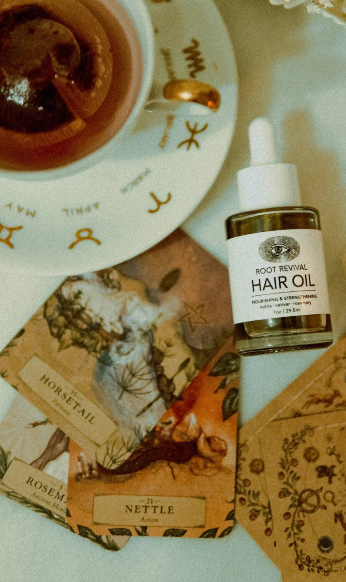 Anima Mundi ROOT REVIVAL Hair Oil: Nourishing + Strengthening - Mood Close-up