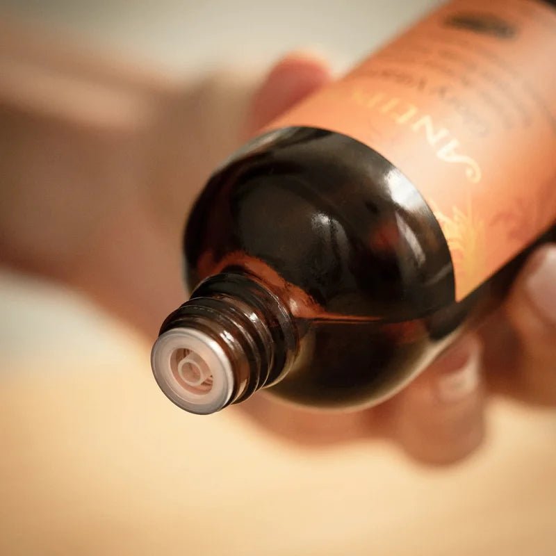 Glory Vitamin C Triple-Action Glow Toner close up