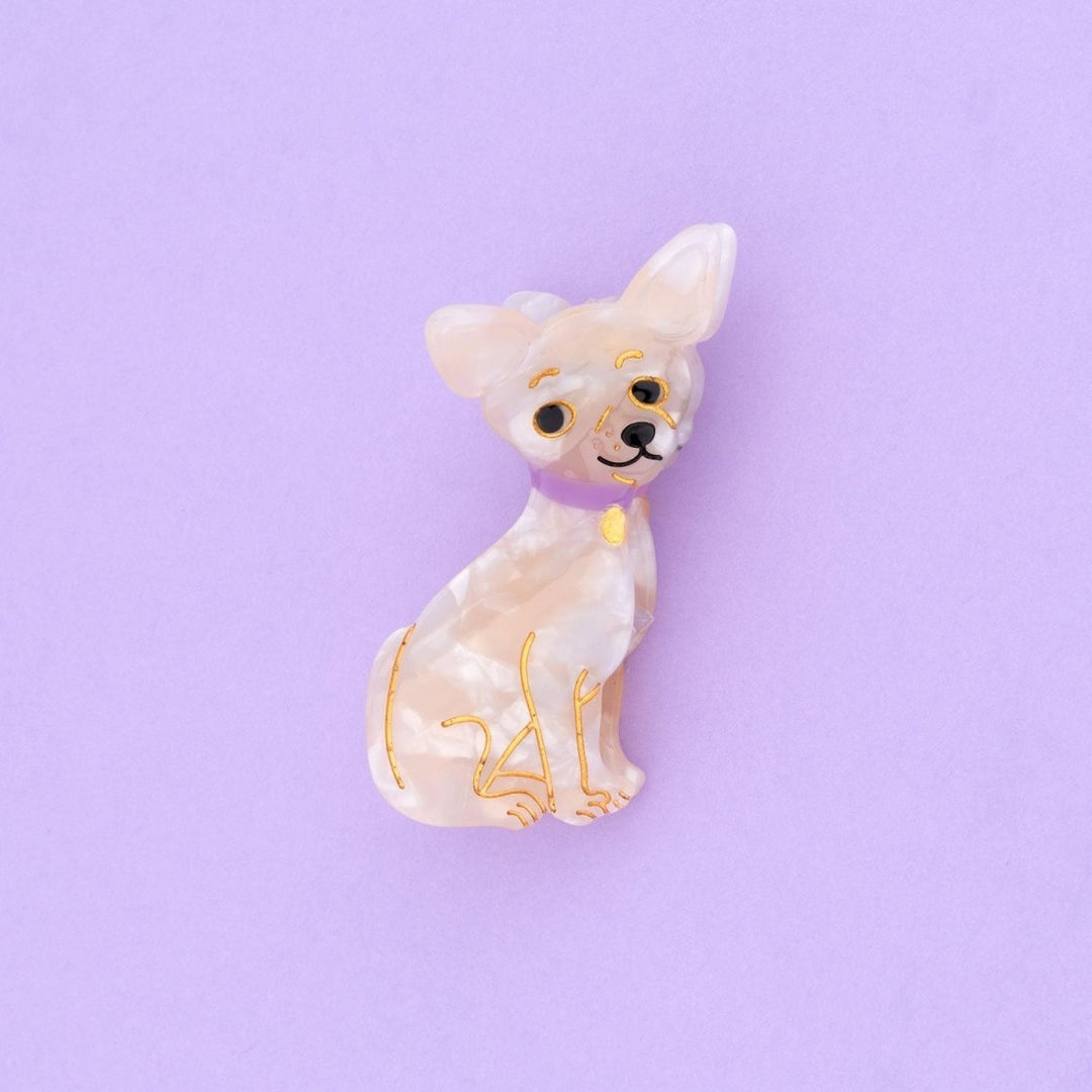 Coucou Suzette Chihuahua Hair Claw - Produkt mit fliederfarbenem Hintergrund