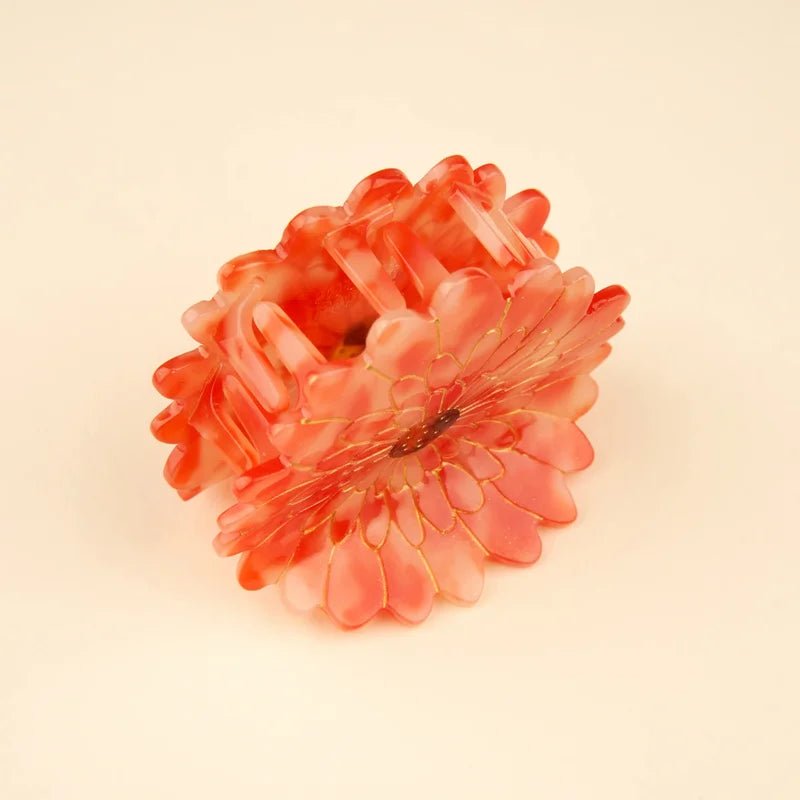 Dahlia Hair Claw von unten