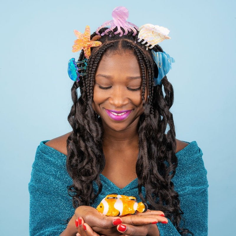 Dolphin Hair Claw - im Haar und mehr