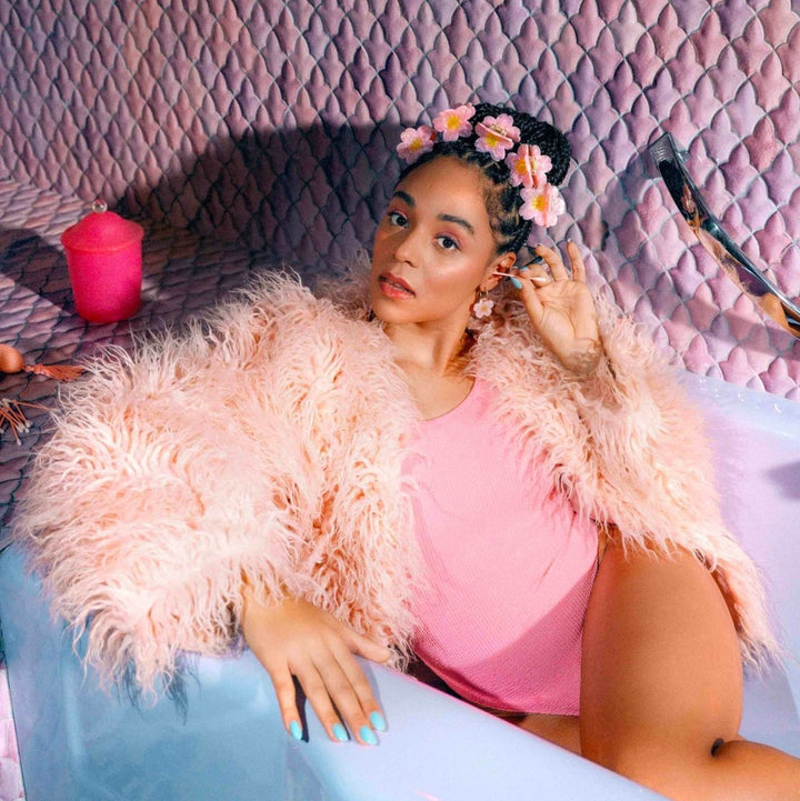 Coucou Suzette Sakura Hair Claw - Mood Model Badewanne