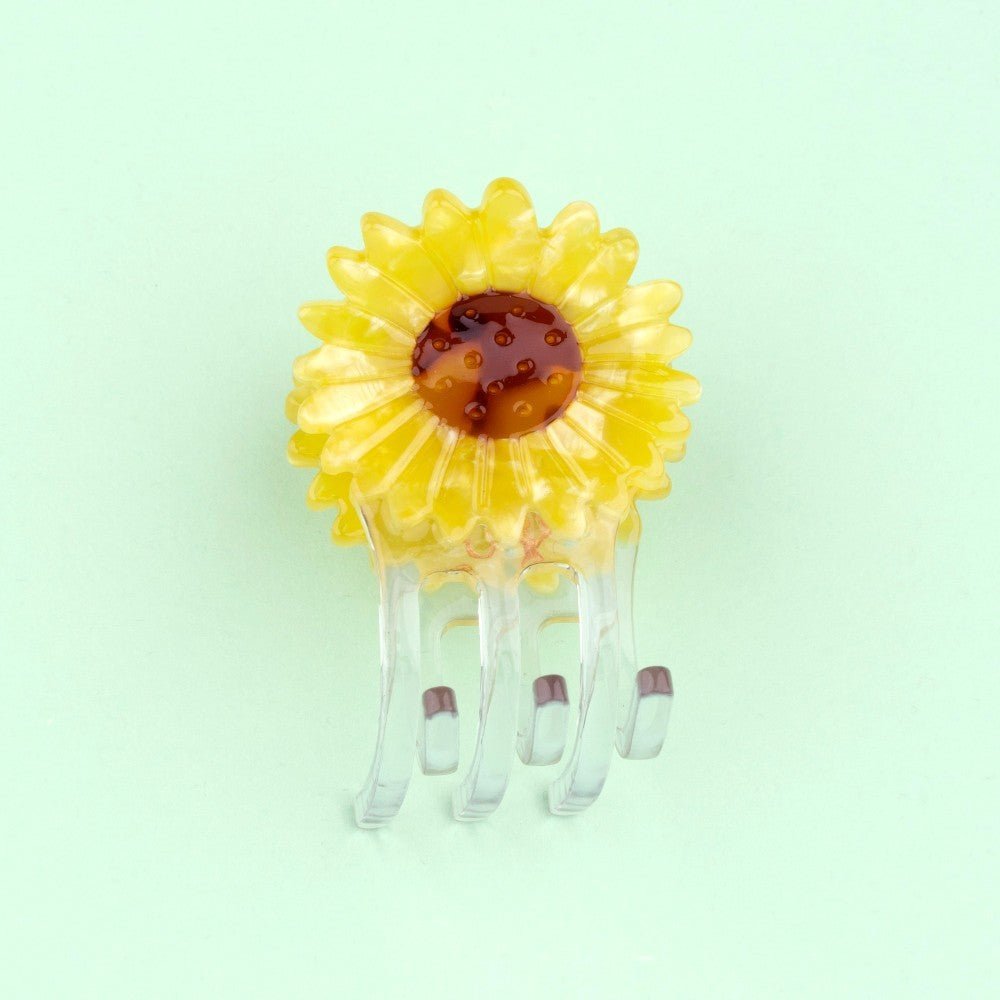 Coucou Suzette Sunflower Mini Hair Claw - Produktfoto mintgrüner Hintergrund