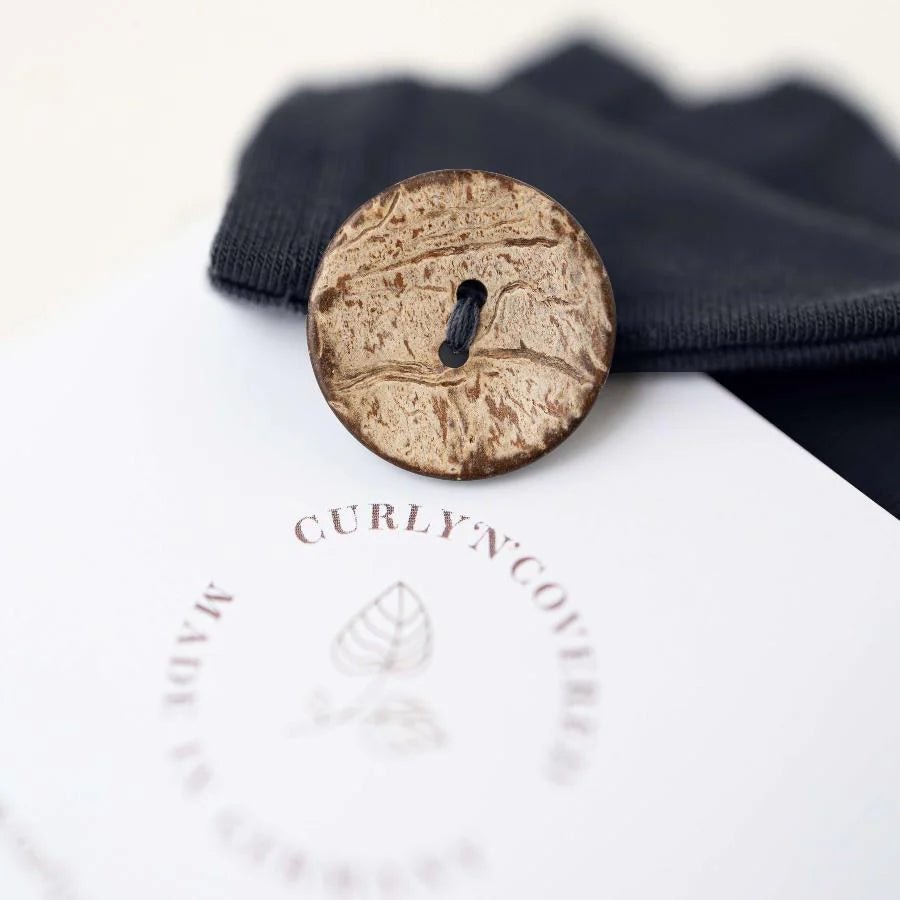 Bambus Turban Handtuch mit Knopf | Schwarz Close up