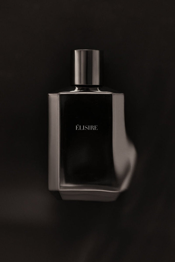 Elisire Hautbois Extrait de Parfum Still Life 2