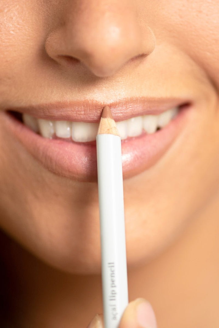 Acai Lip Pencil Pout smiling lips