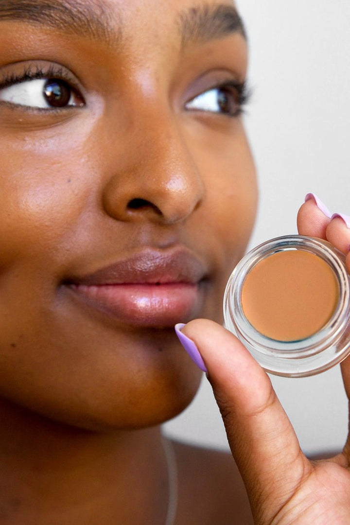 Arnica All-Cover Pot Mocha Model 3