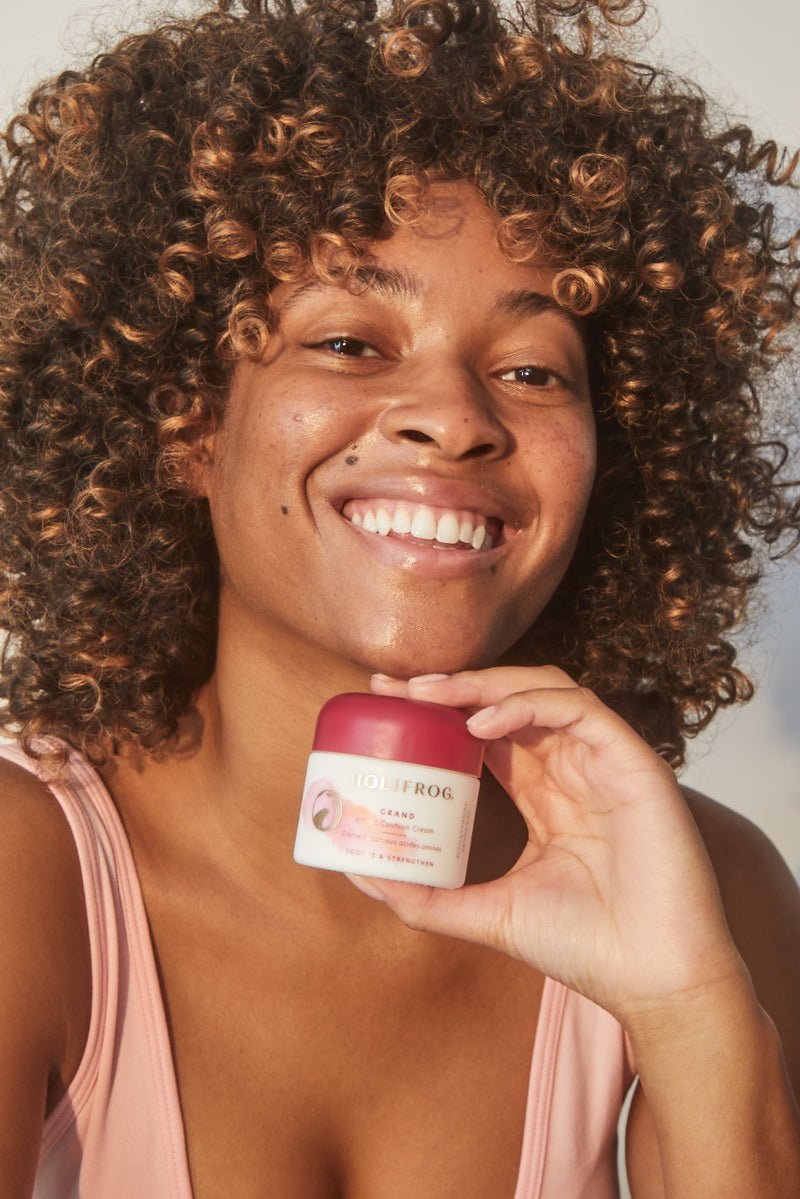 Grand Amino Cushion Cream with model