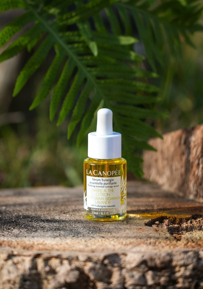 Purifying Essential Synergy Serum Still Life