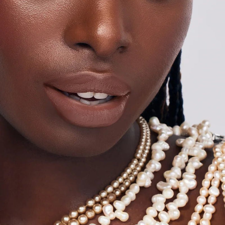 Le Rouge Français Lipstick 034 Le Nude Astera - Model 4