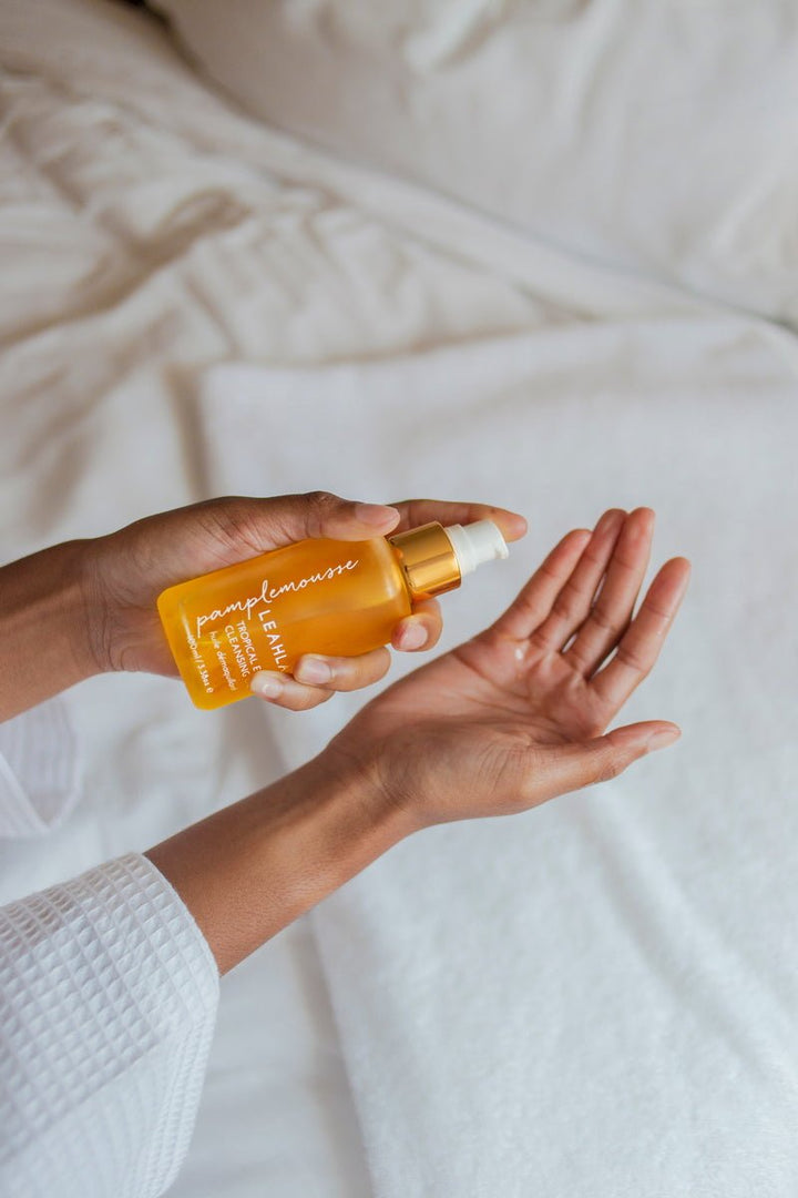 Pamplemousse Tropical Enzyme Cleansing - Using the oil