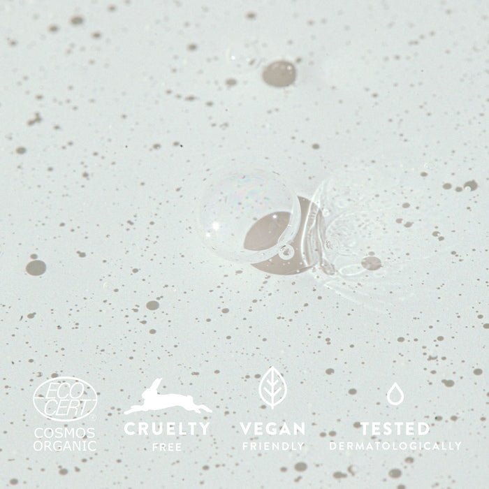 Mádara KIND Mild Shampoo - Texture close up