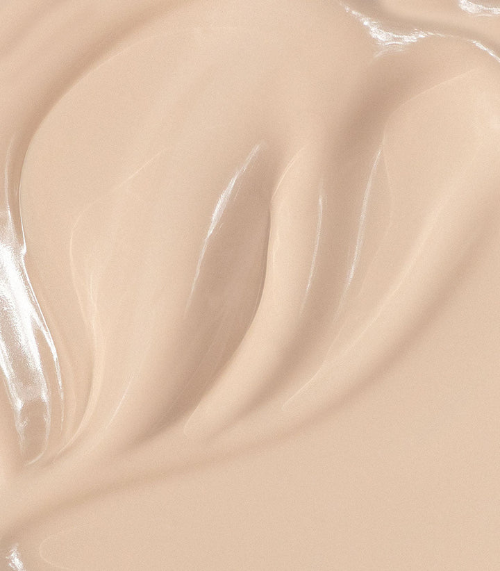 Mádara Skin Equal Soft Glow Foundation Porcelain Swatch