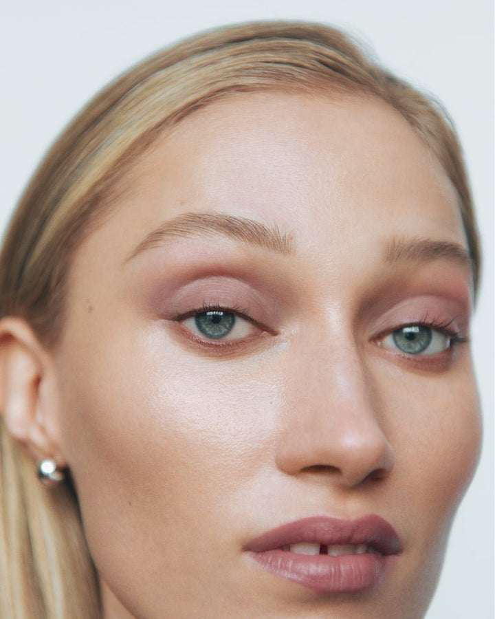 Eye And Lip Definer Yokan Model