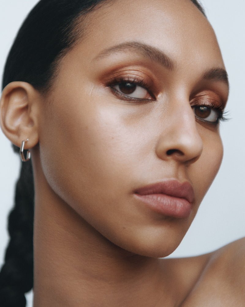 Eye And Lip Definer Criollo Model