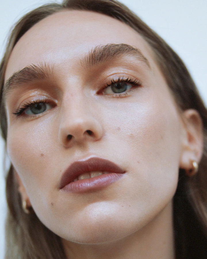 Manasi 7 Strobelighter Elysian Look