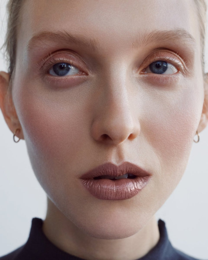 Manasi 7 Tinted Beauty Potion - Simonkai Model 2 Close-up