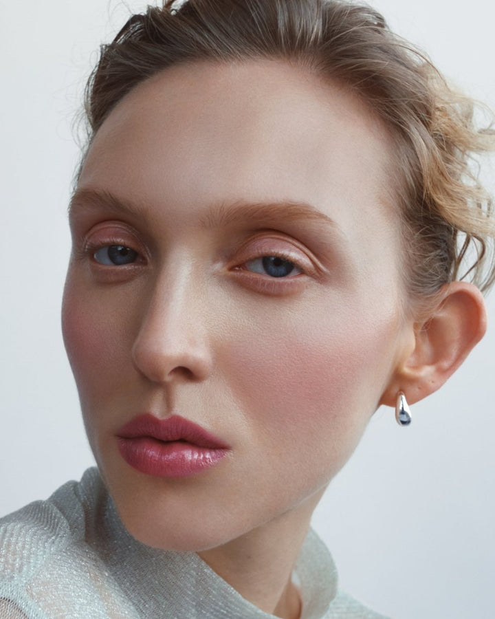 Manasi 7 Tinted Beauty Potion - Igazi Model 1 Close-up