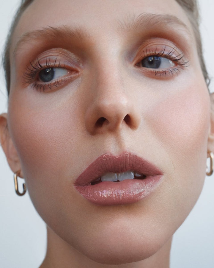 Manasi 7 Tinted Beauty Potion - Cattleya Model 1 Mood