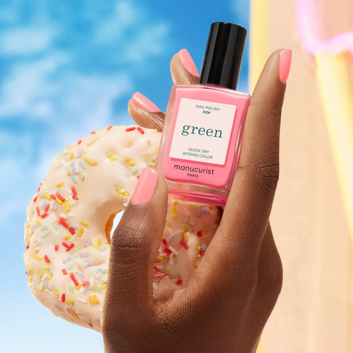 Manucurist Nagellack Pop - lackierte Nägel