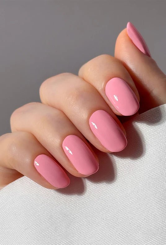 Nailberry Imperial Blush - Lackierte Nägel