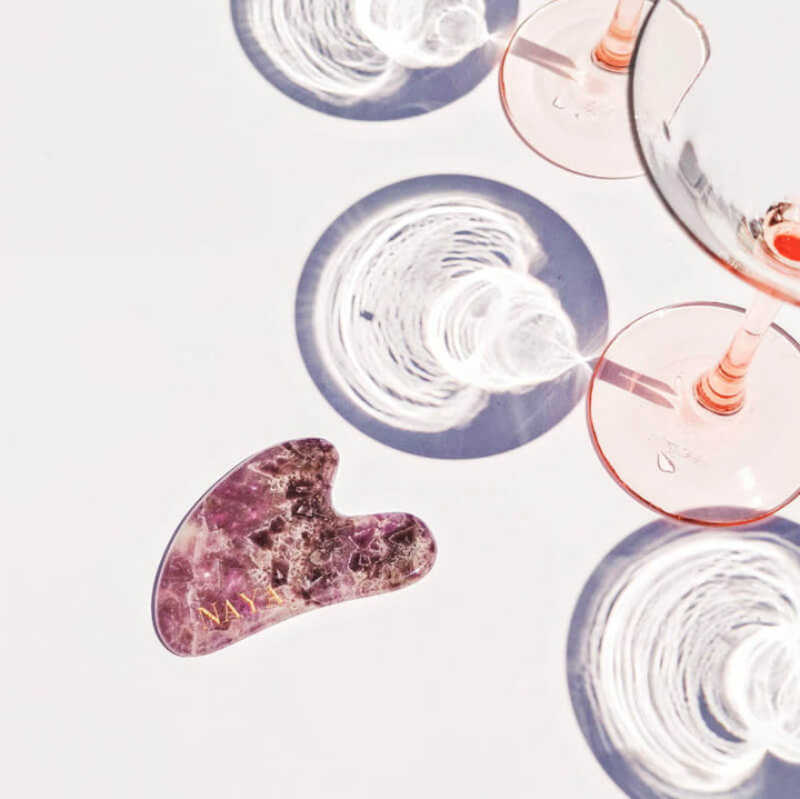 Amethyst Gua Sha Stein von Naya
