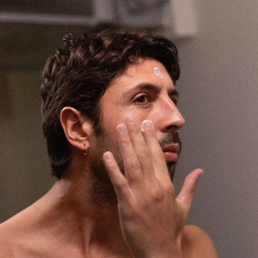 Normal Mencare Nº2 Hyaluronic Moisturiser - Model Anwendung