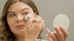 Lychee Creme Corrector - video how to correct