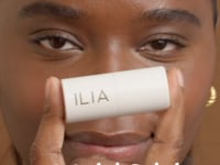 Ilia Multi-Stick Video