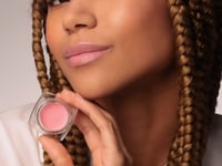 Tinted Balm Davia - Video