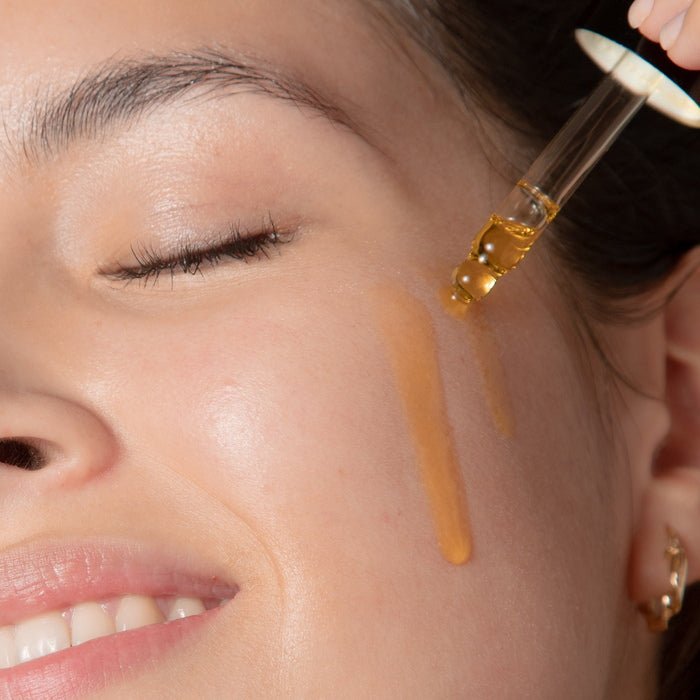 RAAW Alchemy Gold Drops Nourishing Face Oil on skin