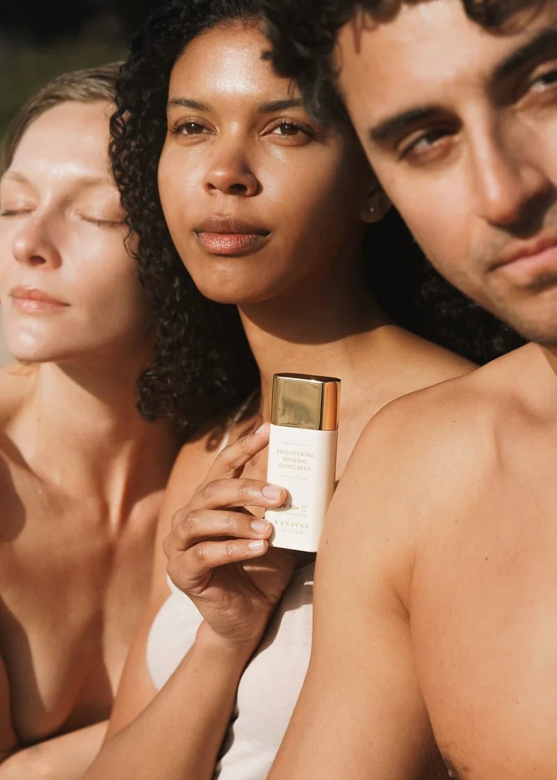 Ranavat Brightening Mineral Sunscreen SPF 50+ - Model Gruppenfoto