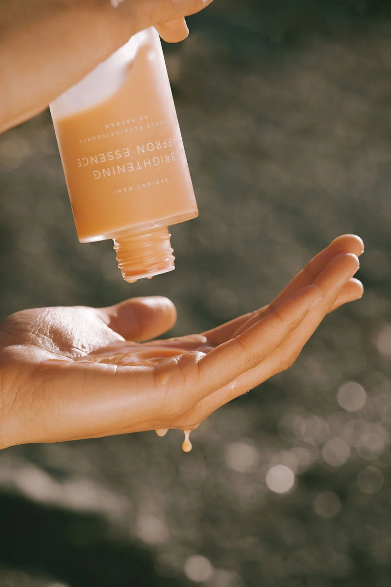 Ranavat Brightening Saffron Essence - Anwendung Mood