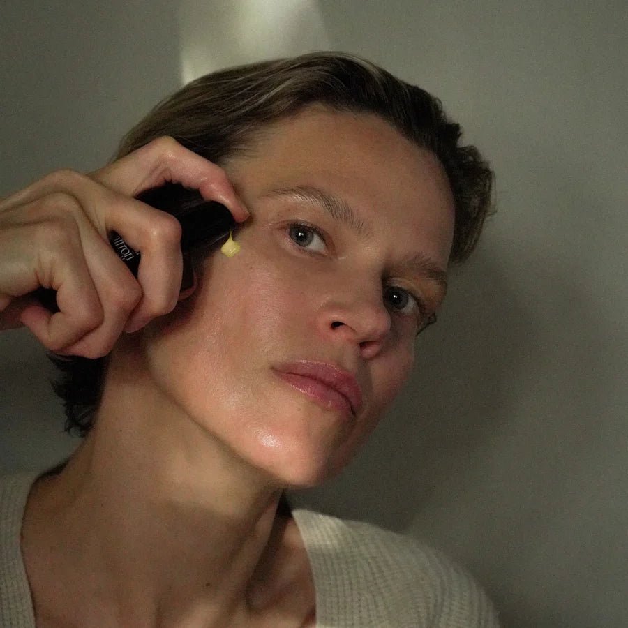 Ruhi The Adaptogen Retinal Serum - Model