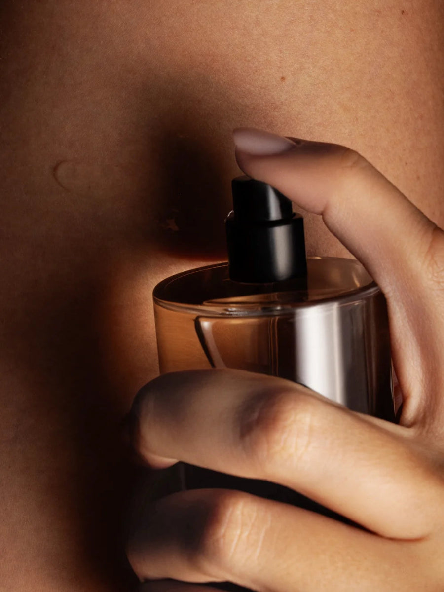 Body Mist Bergamot & Hinoki on skin