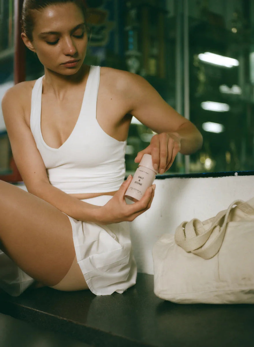 Natural Deodorant Gel Sensitive Skin Bergamot & Hinoki Model