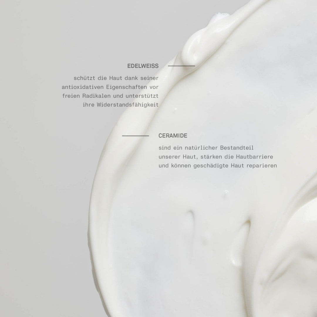 Barrier Restoring Rich Cream Swatch