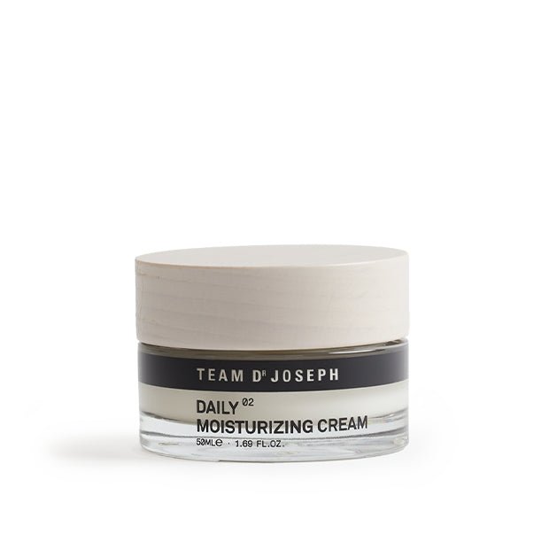 Team Dr. Joseph Daily Moisturizing Cream - Freisteller Tiegel