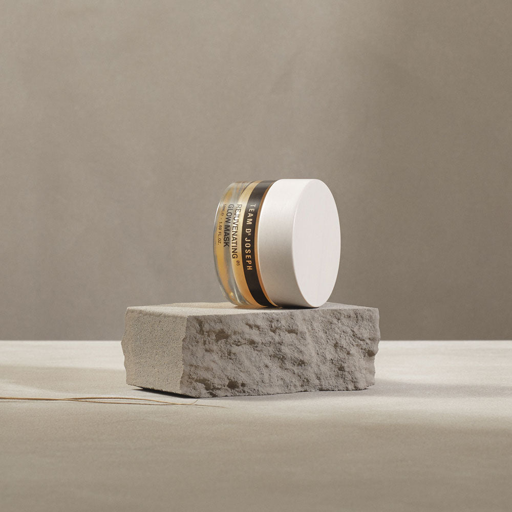 Rejuvenating Glow Mask Still Life 2