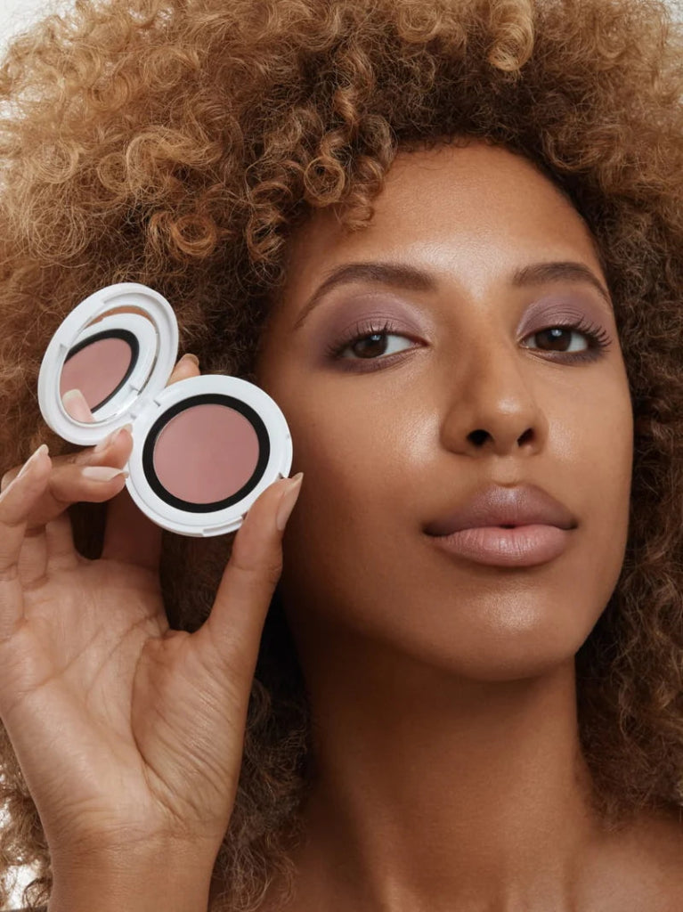 Und Gretel Imbe Eye Shadow Refill - Powder Rose 09 Model 2