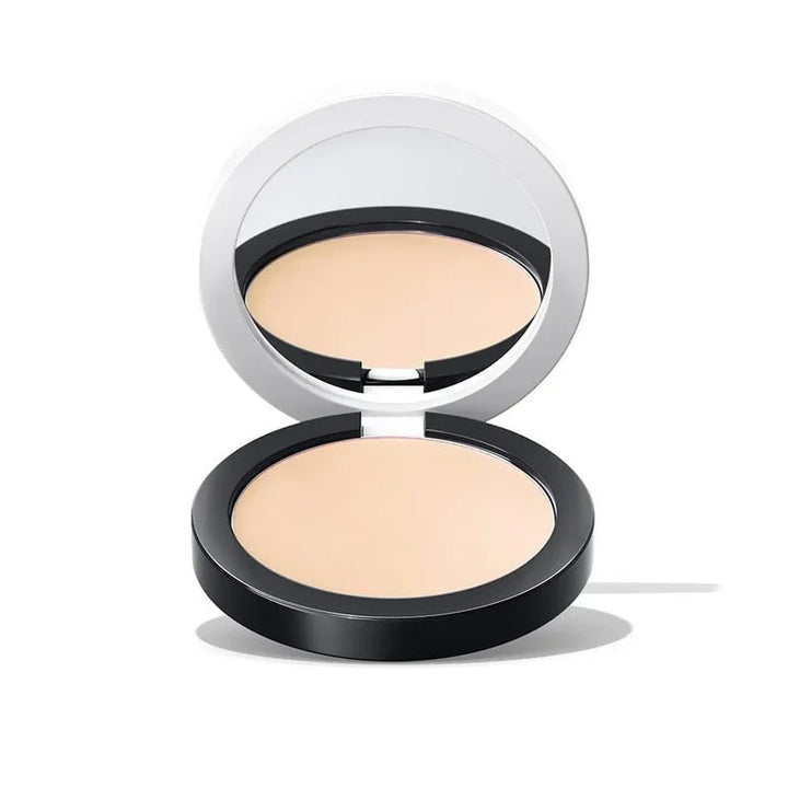 Und Gretel Wolken Refillable SPF 50+ Compact Powder - Light 01 Freisteller