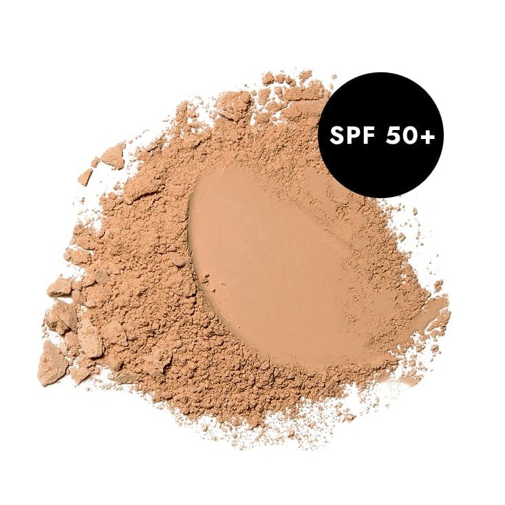 Und Gretel Wolken Refillable SPF 50+ Compact Powder - Tanned 03 Swatch