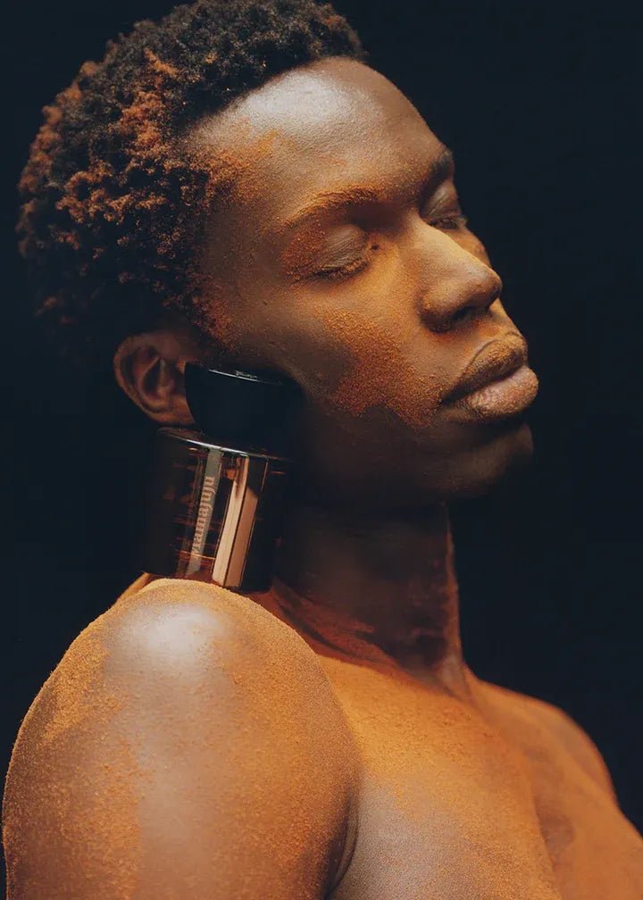 Vyrao Mamajuju Eau de Parfum - Model Mood Close-up