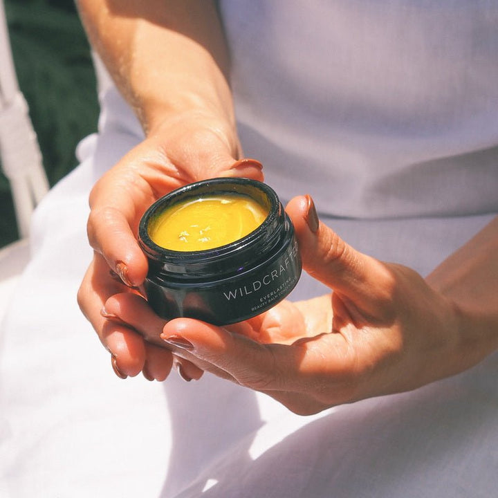 Wildcrafted Organics Everlasting Beauty Balm Concentrate - open jar textur