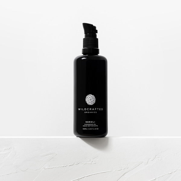 Neroli Cleansing Oil with background