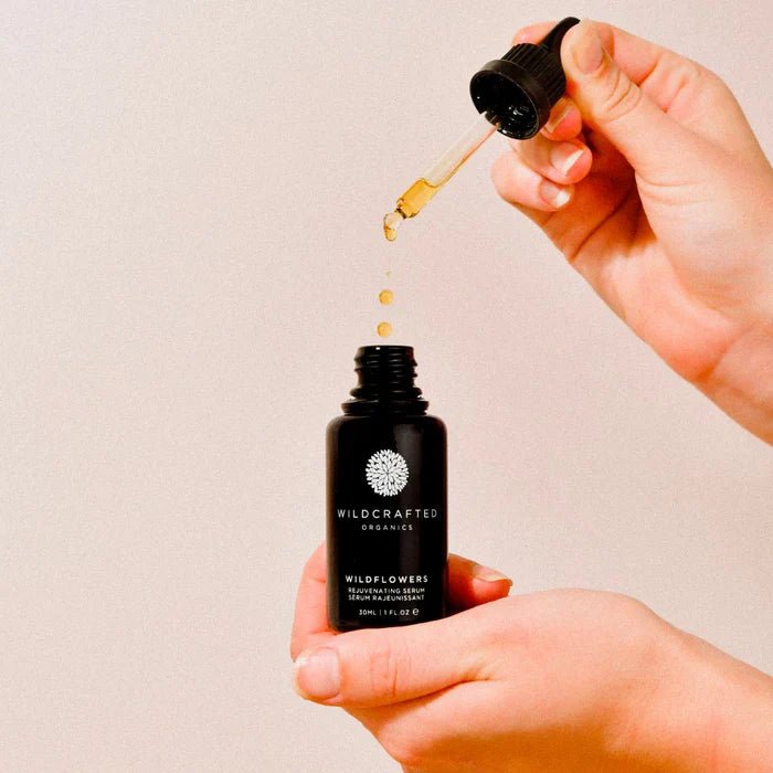 Wildflowers Rejuvenating Serum Texture